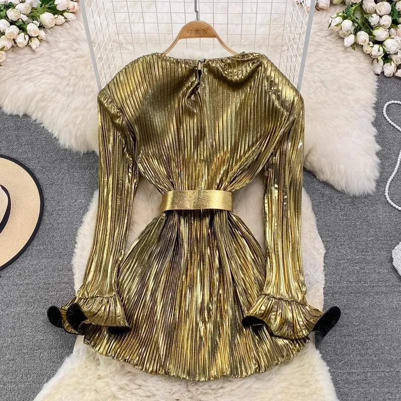 Designed round neck pleated dress new fashion metallic long-sleeved dress       S4194