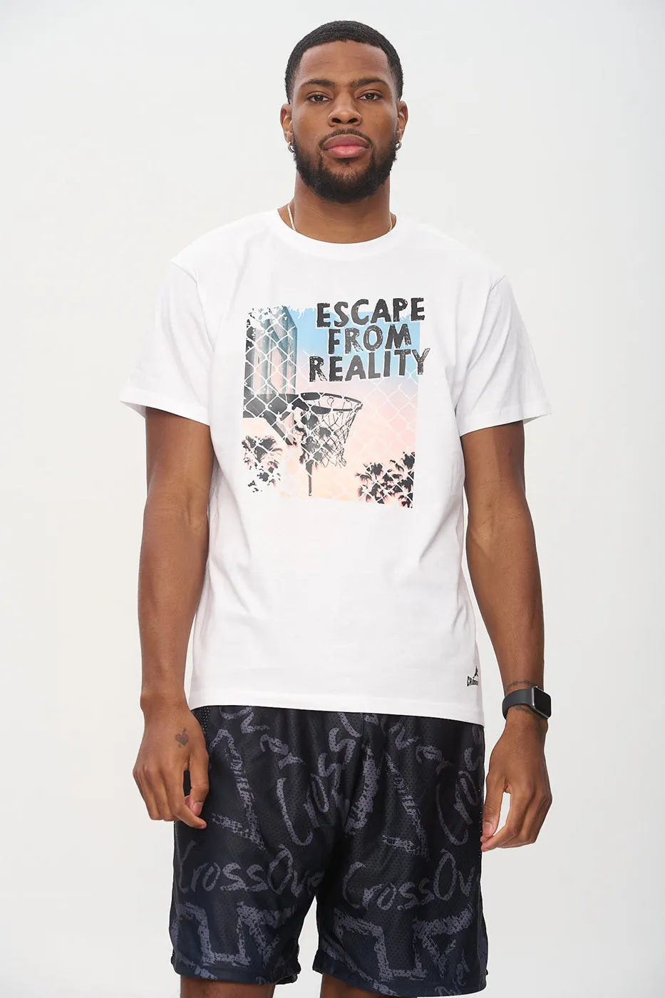 Escape, Tee