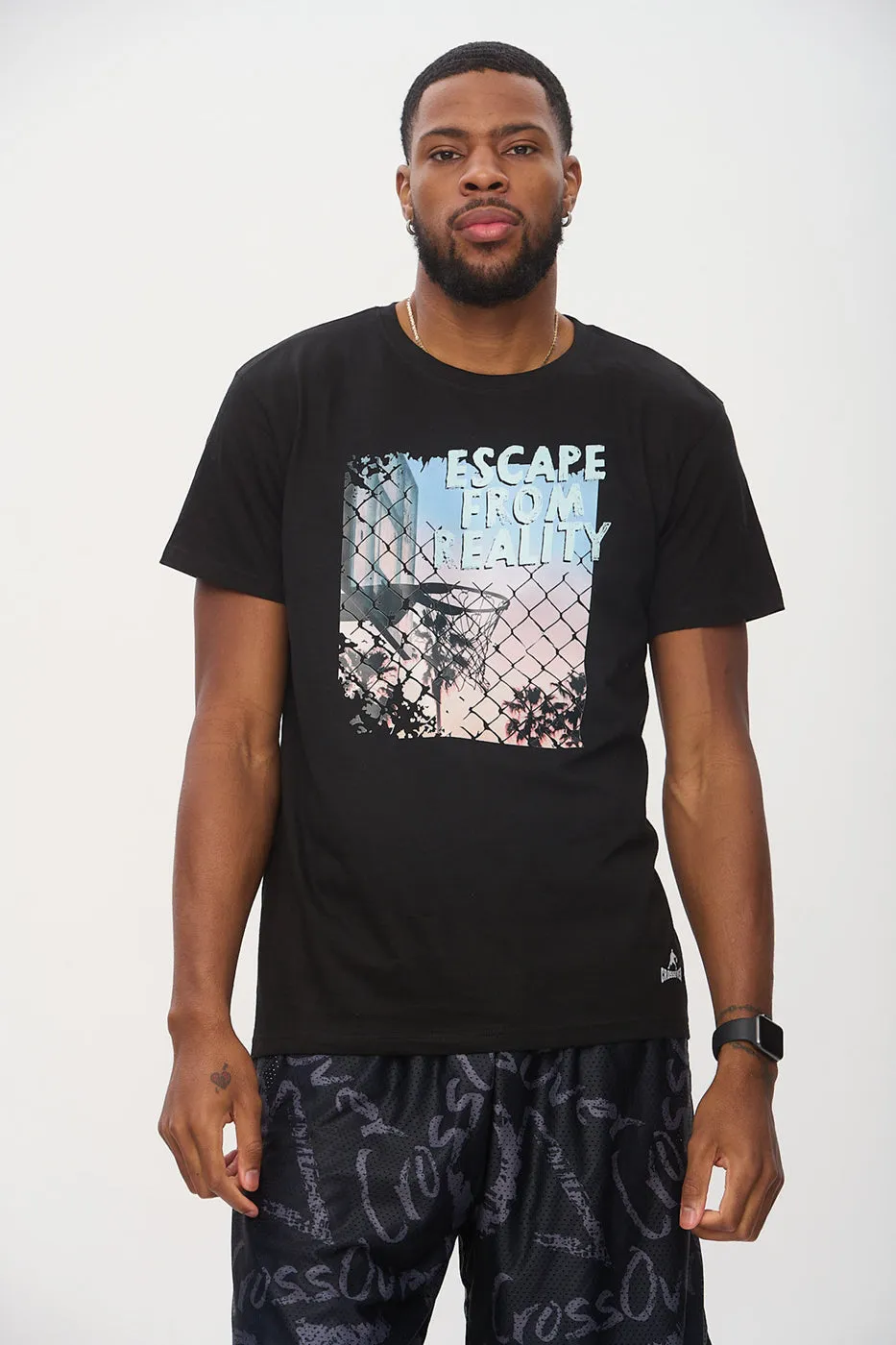 Escape, Tee