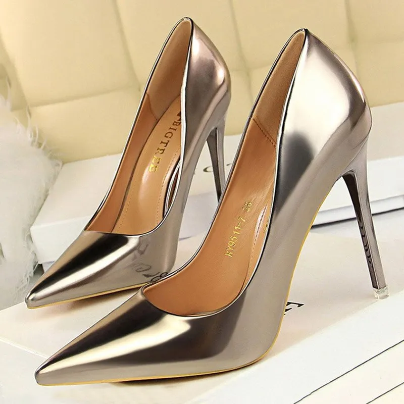 Graduation Gift Fashion Kitten Heels Patent Leather Woman Pumps Stiletto Heels 7.5 Cm 10.5cm High Heels Shoes Wedding Shoes Sexy Party Shoes