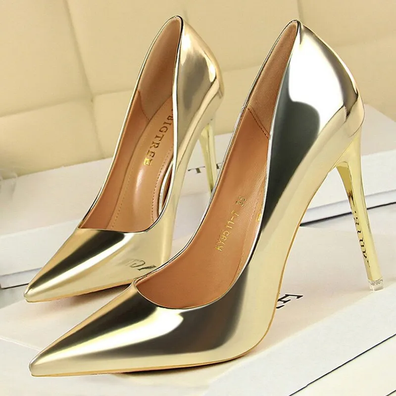 Graduation Gift Fashion Kitten Heels Patent Leather Woman Pumps Stiletto Heels 7.5 Cm 10.5cm High Heels Shoes Wedding Shoes Sexy Party Shoes