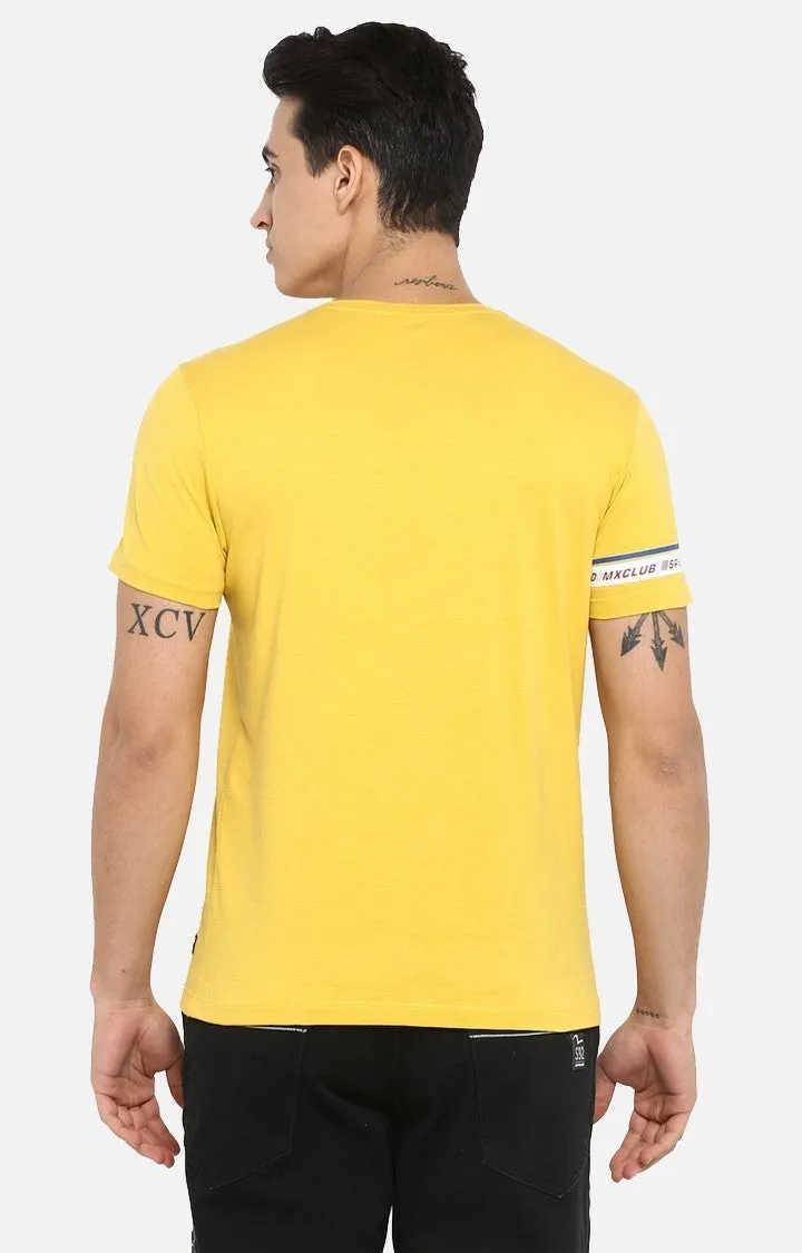 Spykar Mustard Solid Slim Fit Men T-Shirts