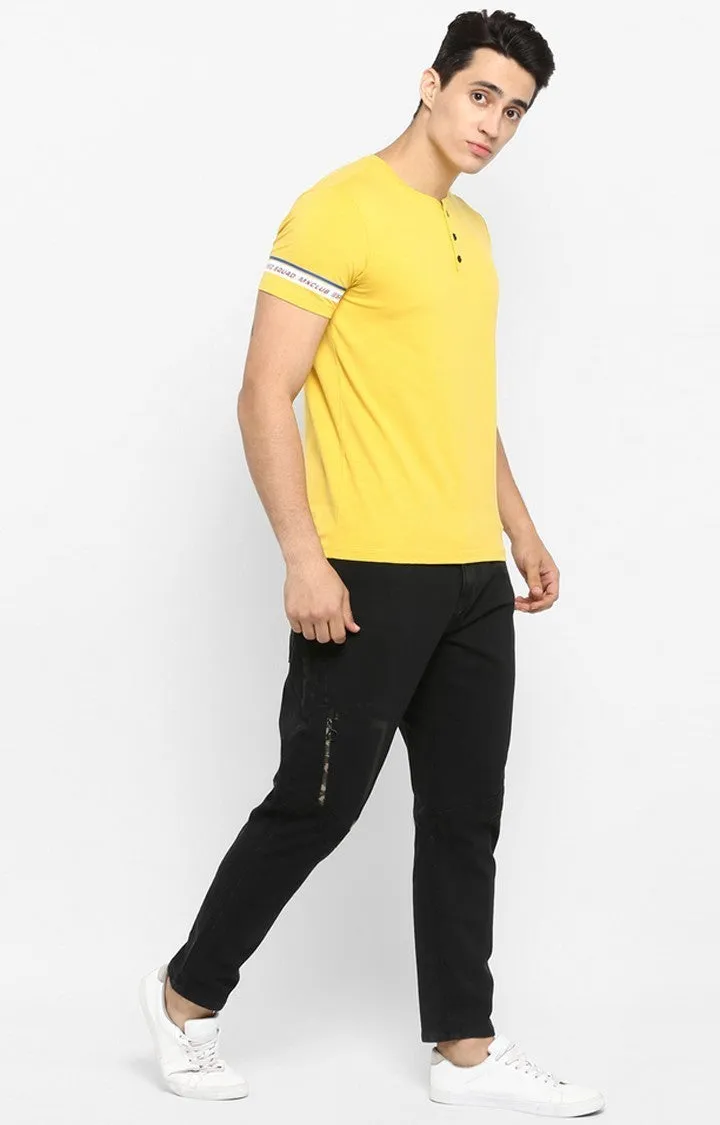 Spykar Mustard Solid Slim Fit Men T-Shirts